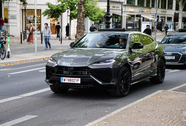 Lamborghini Urus SE