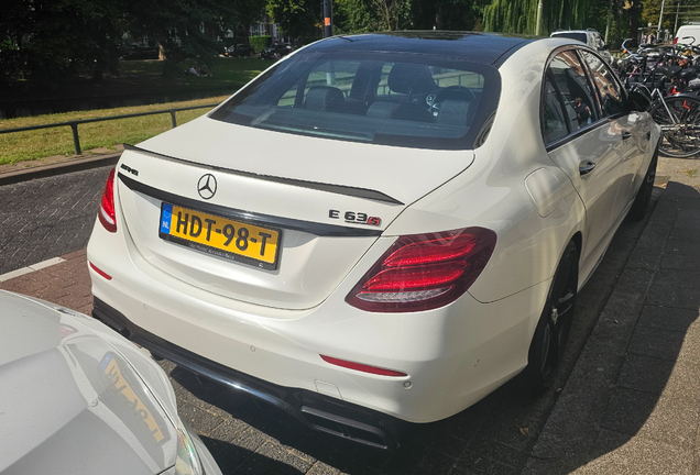 Mercedes-AMG E 63 S W213