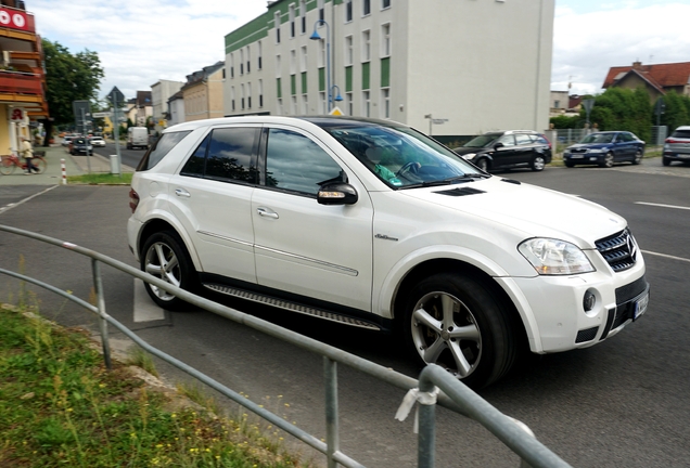 Mercedes-Benz ML 63 AMG W164