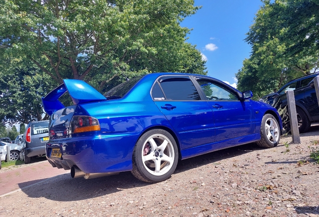 Mitsubishi Lancer Evolution IX