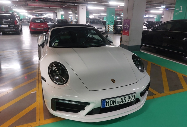 Porsche 992 Carrera 4S Cabriolet MkI