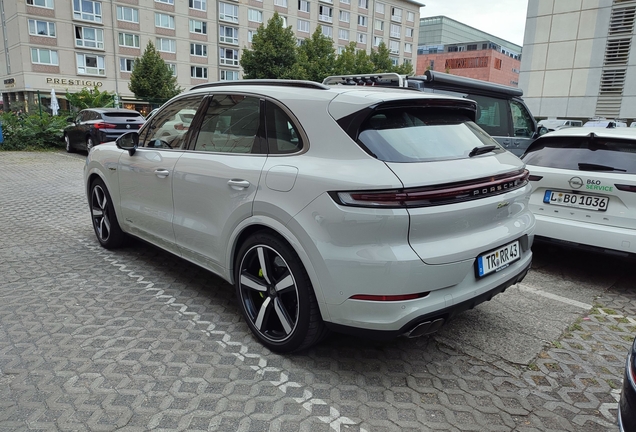 Porsche 9YA Cayenne Turbo E-Hybrid