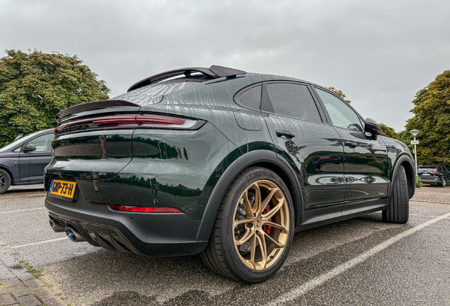 Porsche Cayenne Coupé Turbo E-Hybrid
