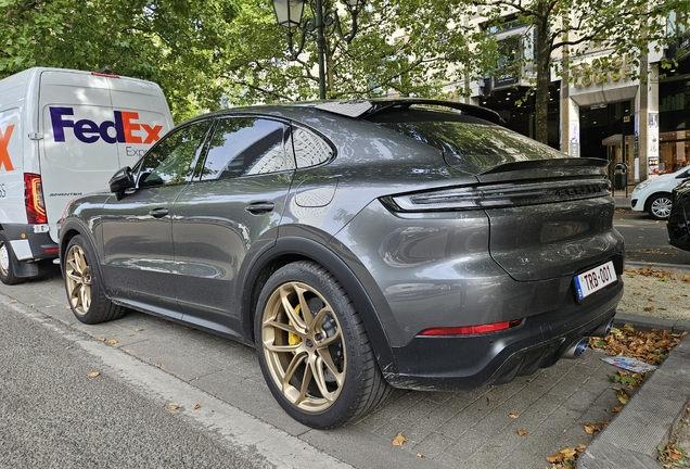 Porsche Cayenne Coupé Turbo E-Hybrid