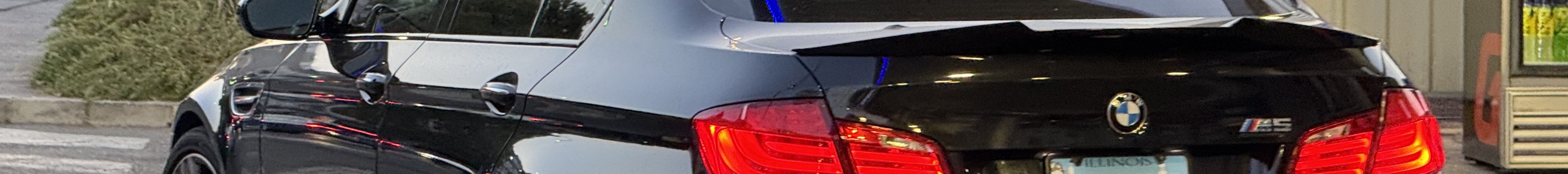 BMW M5 F10 2011