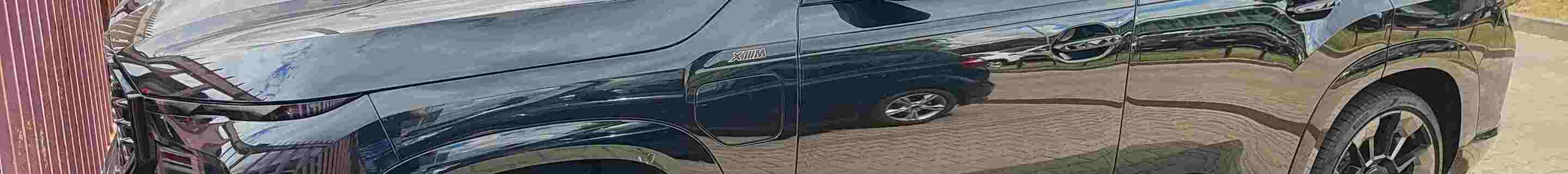 BMW XM G09