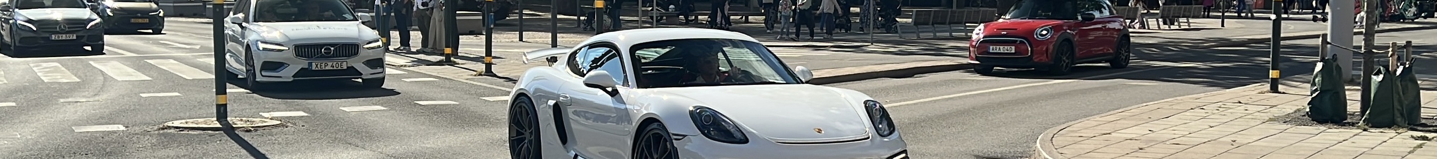 Porsche 981 Cayman GT4