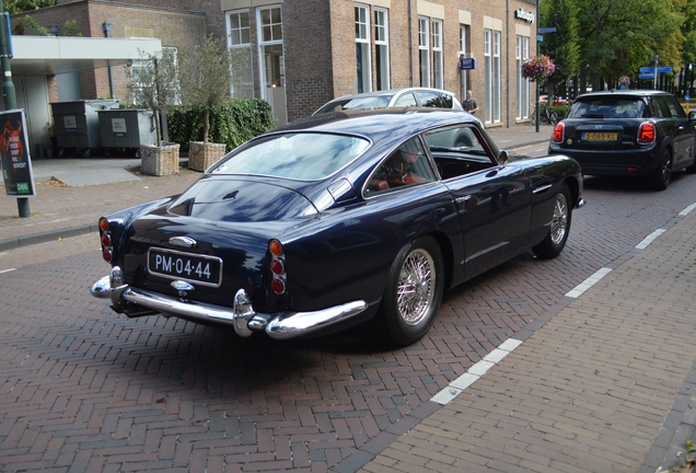 Aston Martin DB4 Vantage