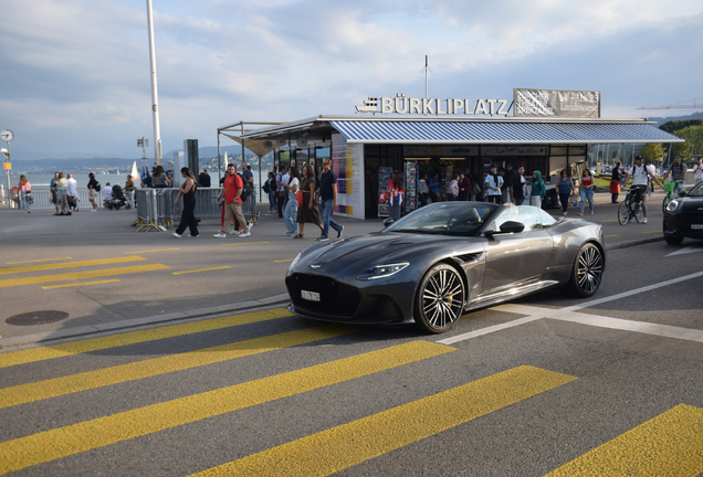 Aston Martin DBS Superleggera Volante