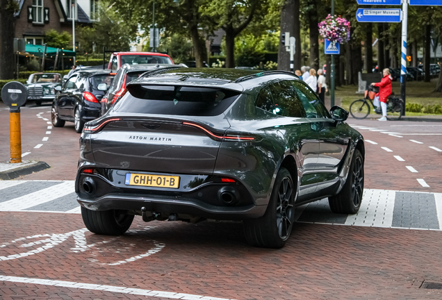 Aston Martin DBX