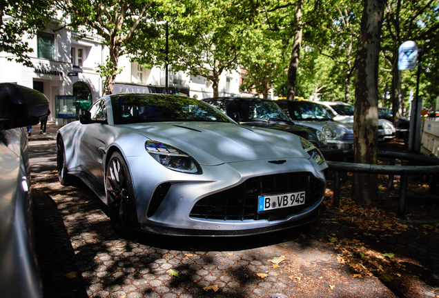 Aston Martin Vantage 2024