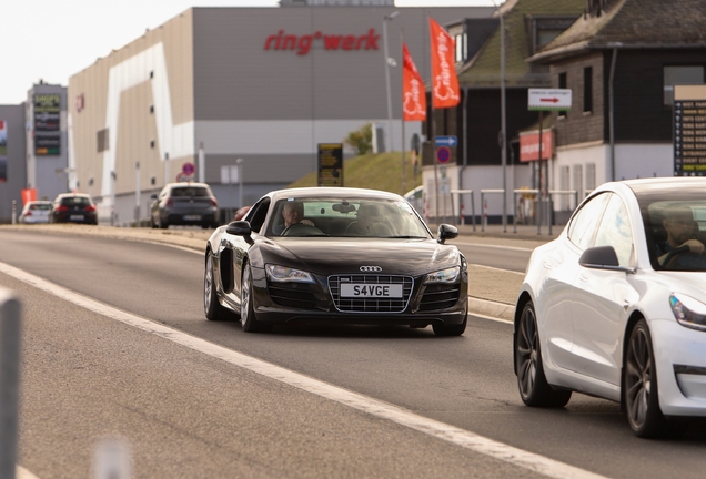 Audi R8 V10