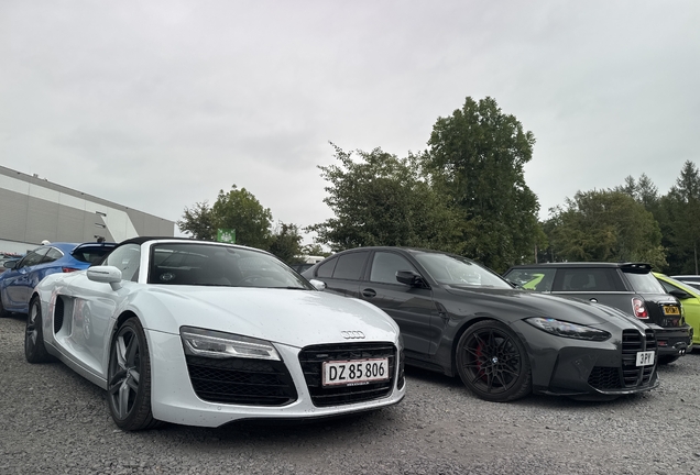 Audi R8 V10 Spyder 2013