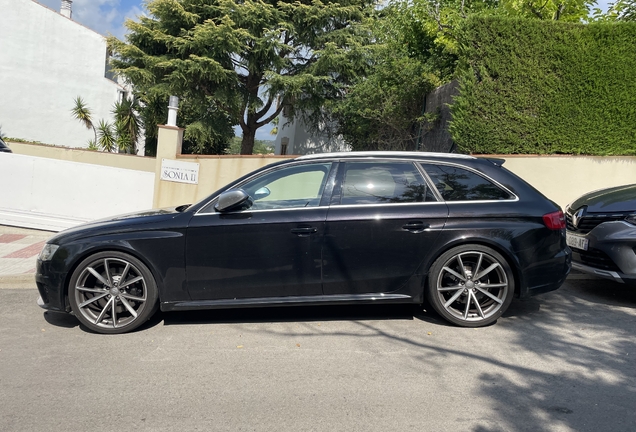Audi RS4 Avant B8