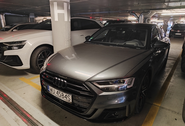 Audi S8 D5