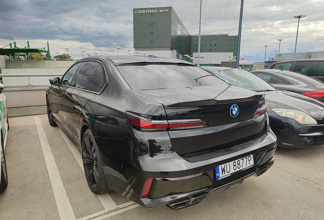 BMW M760e xDrive