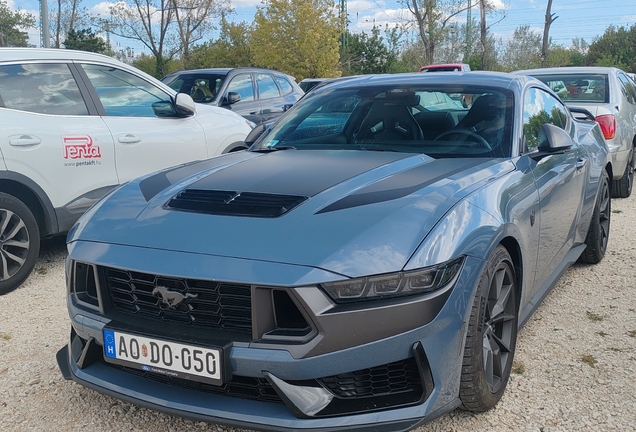 Ford Mustang Dark Horse 2024