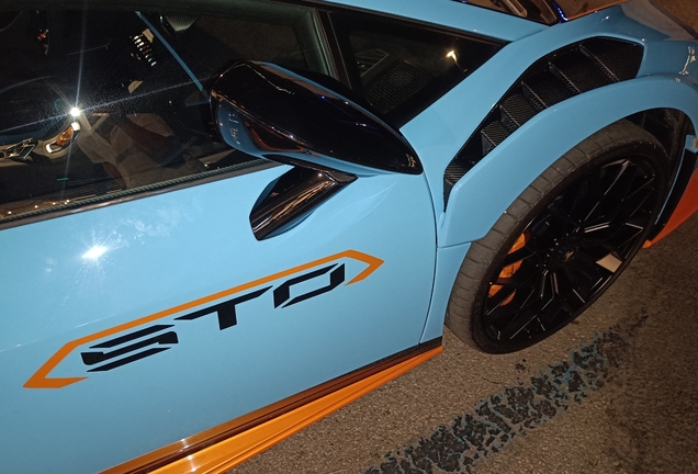 Lamborghini Huracán LP640-2 STO