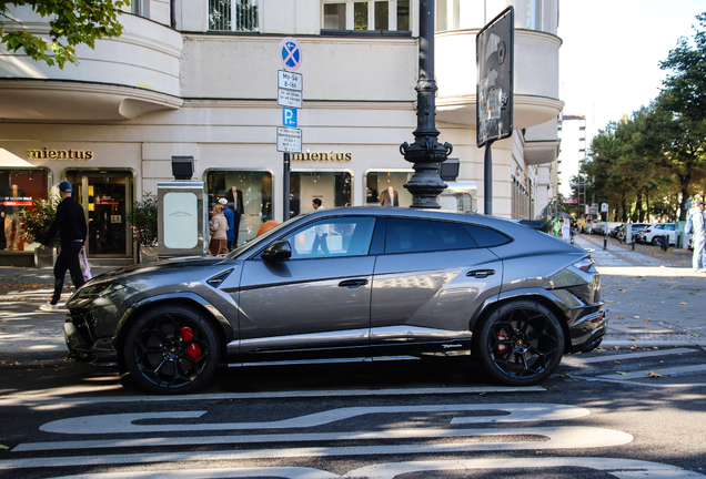 Lamborghini Urus Performante