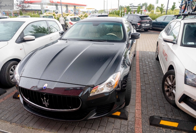 Maserati Quattroporte S Q4 2013