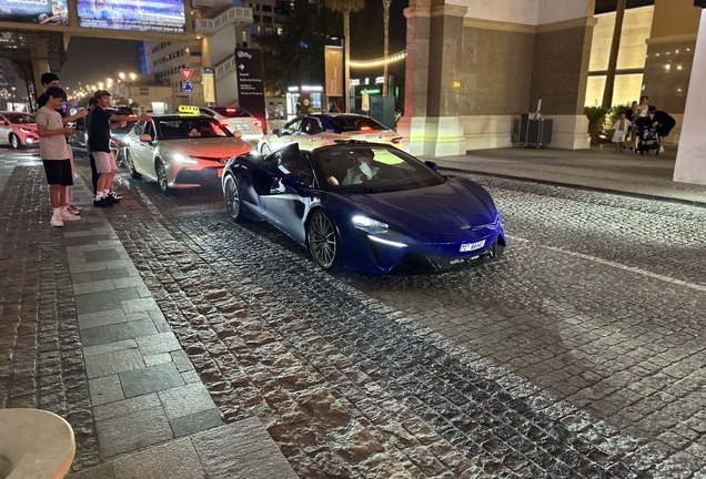 McLaren Artura Spider