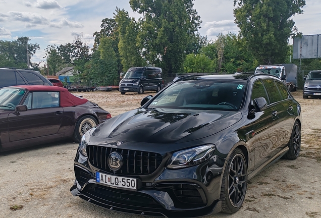 Mercedes-AMG Brabus E B40-700 Estate S213