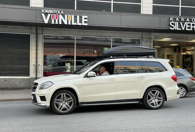 Mercedes-Benz GL 63 AMG X166
