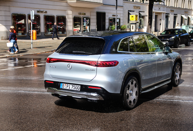 Mercedes-Maybach EQS 680 SUV