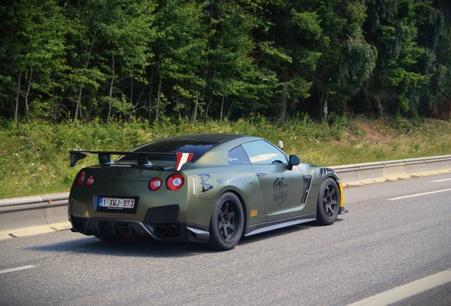 Nissan GT-R