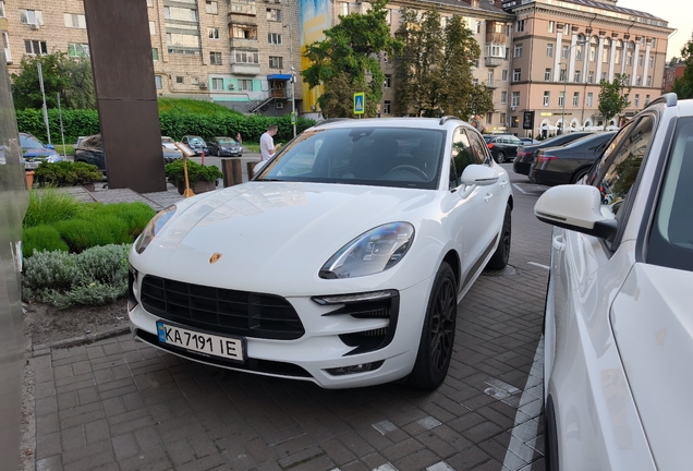 Porsche 95B Macan GTS MkI
