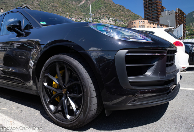 Porsche 95B Macan GTS MkIII