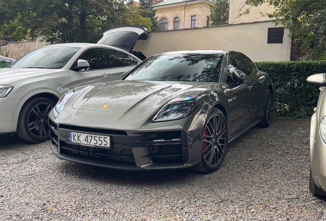 Porsche 972 Panamera Turbo E-Hybrid