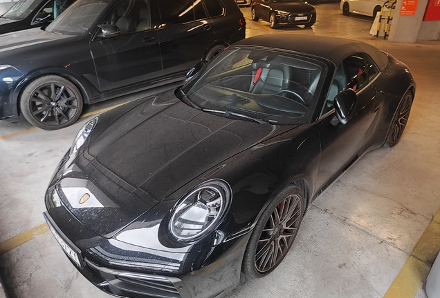 Porsche 992 Carrera 4S Cabriolet MkI