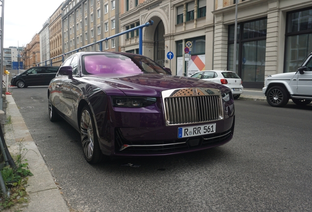 Rolls-Royce Ghost EWB Series II 2025