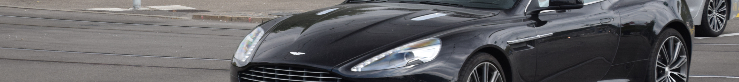 Aston Martin DB9 Volante 2013