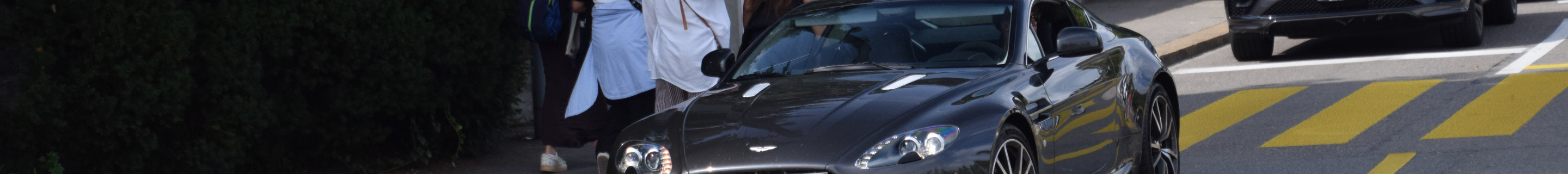 Aston Martin V8 Vantage