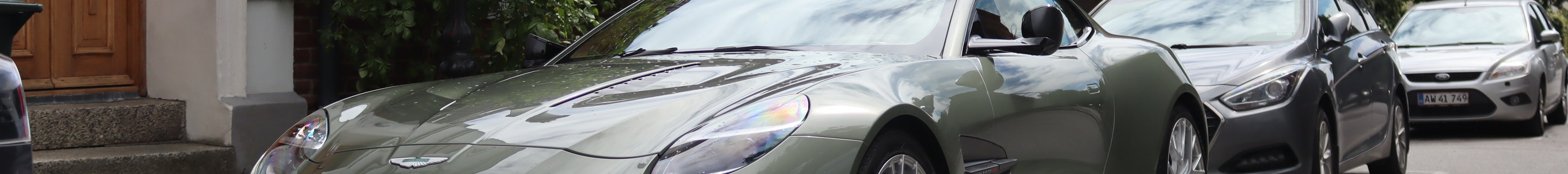 Aston Martin Vanquish 2025
