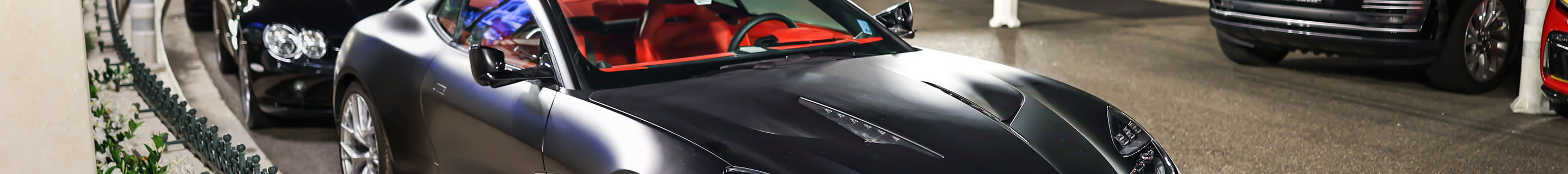 Aston Martin Vanquish 2025