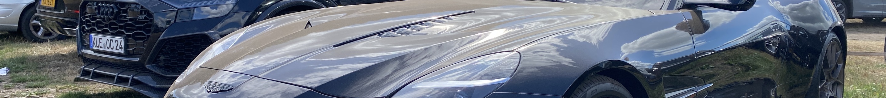 Aston Martin Vanquish 2025