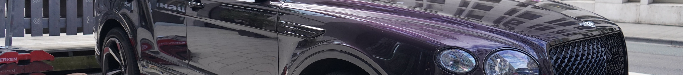 Bentley Bentayga V8 S 2024