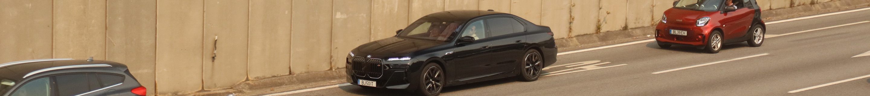 BMW M760e xDrive