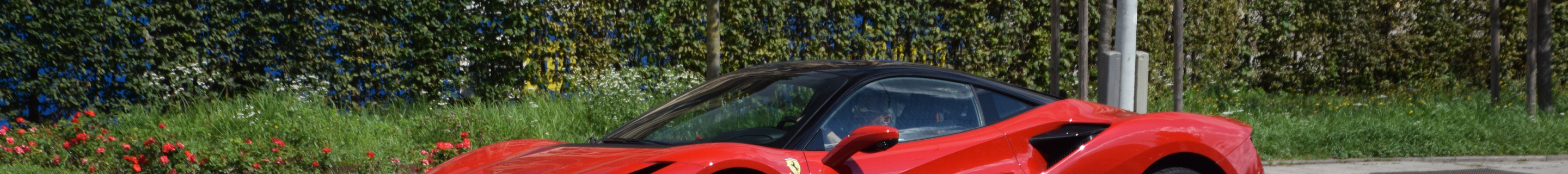 Ferrari F8 Tributo