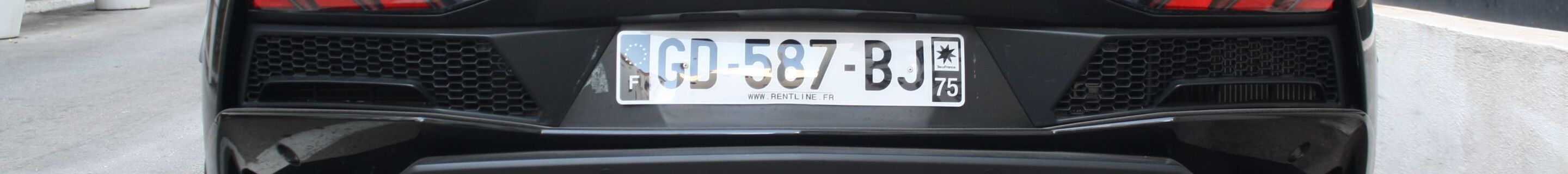 Lamborghini Aventador S LP740-4