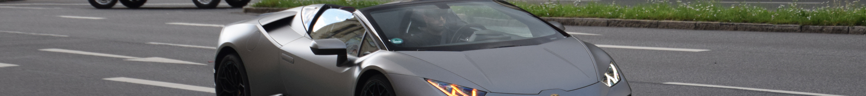 Lamborghini Huracán LP640-4 EVO Spyder