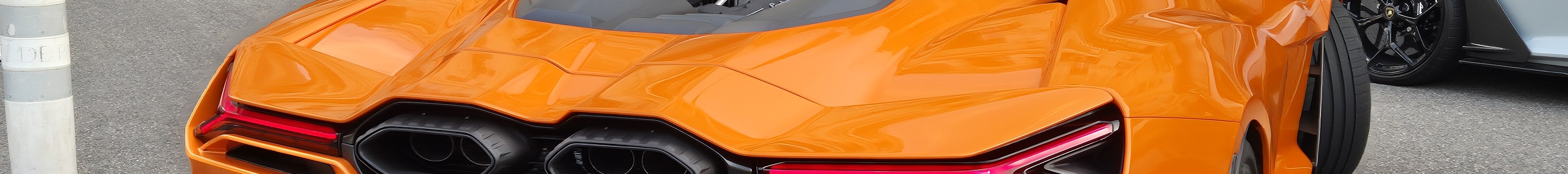Lamborghini Revuelto