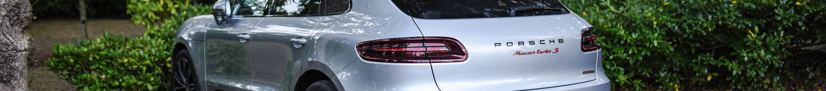 Porsche 95B Macan Turbo MkI Exclusive Performance Edition