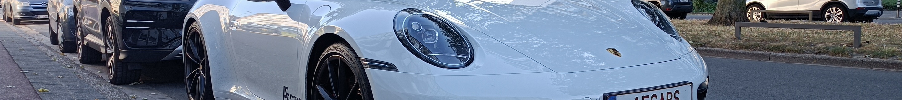 Porsche 992 Carrera 4S Cabriolet MkI
