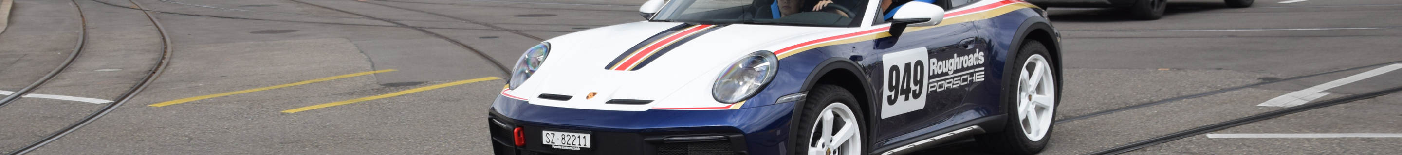 Porsche 992 Dakar