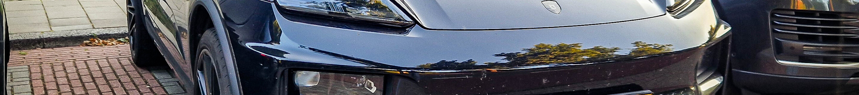Porsche Macan EV Turbo