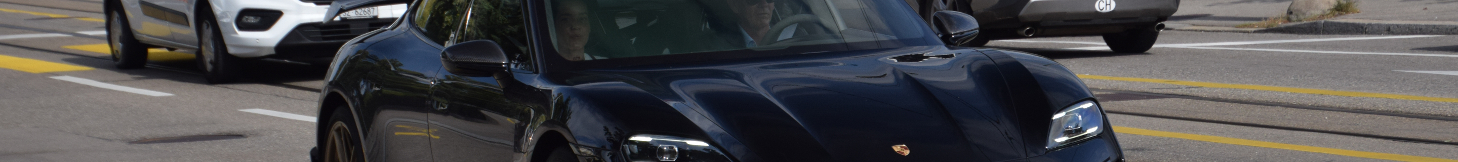 Porsche Taycan Turbo GT Weissach Package